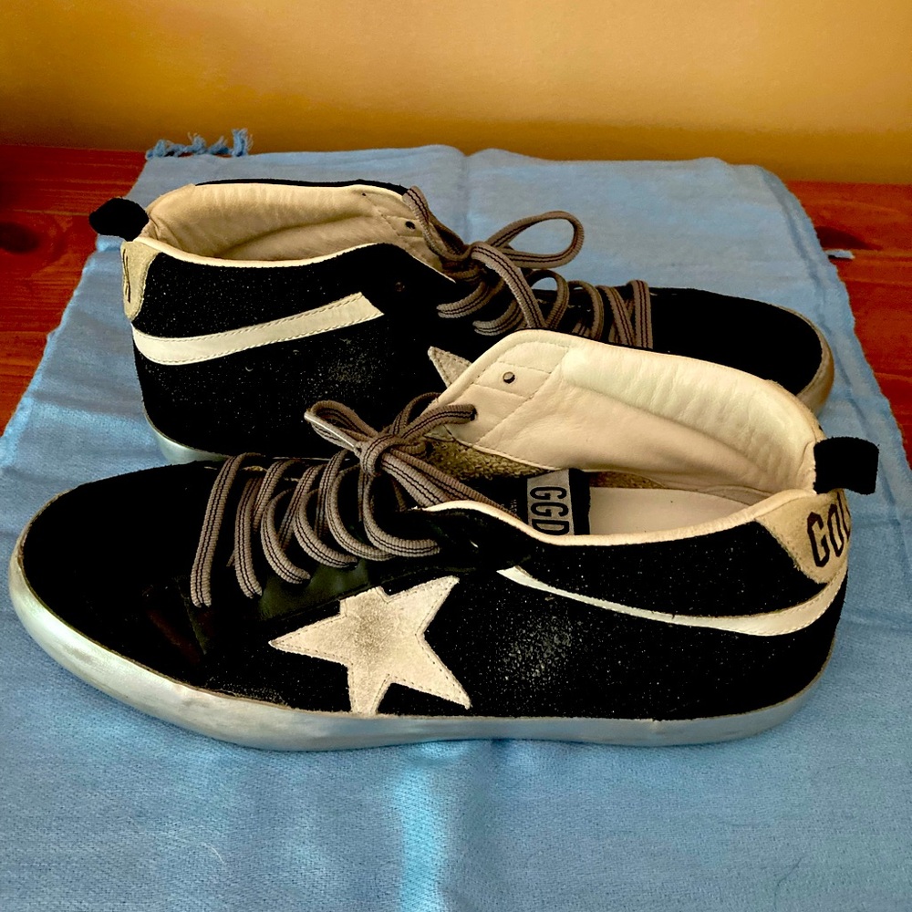 Golden Goose sneakers in excellent condition!